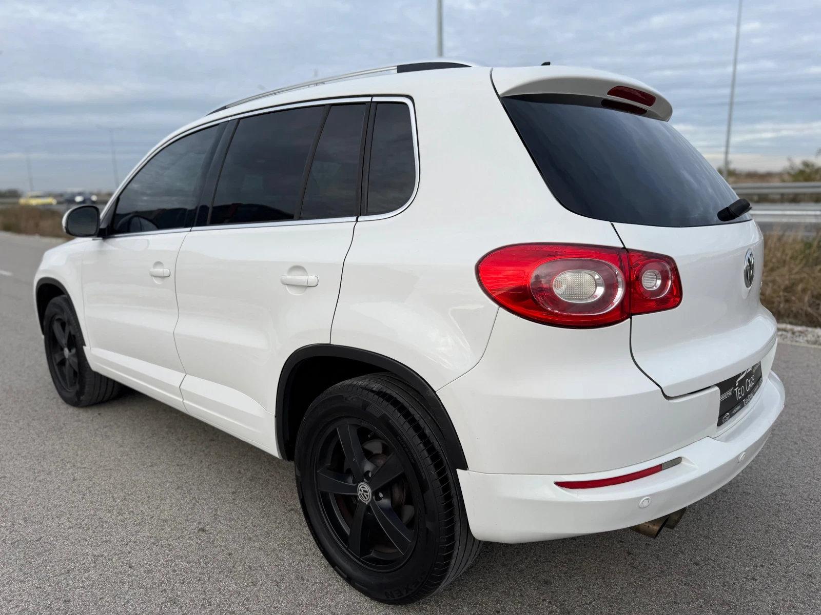 VW Tiguan 2.0 TDI / SPORT / 4MOTION / NAVI / XENON / PECHKA | Mobile.bg   5