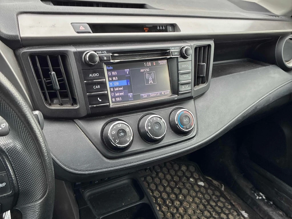 Toyota Rav4 * LE * CARFAX * БЕЗ ПЪРВОНАЧАЛНА ВНОСКА - изображение 9