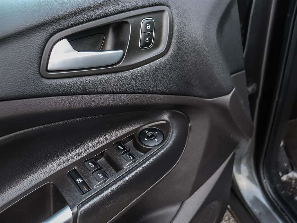 Ford Escape * SE * CARFAX * ЦЕНА ДО БГ - изображение 8