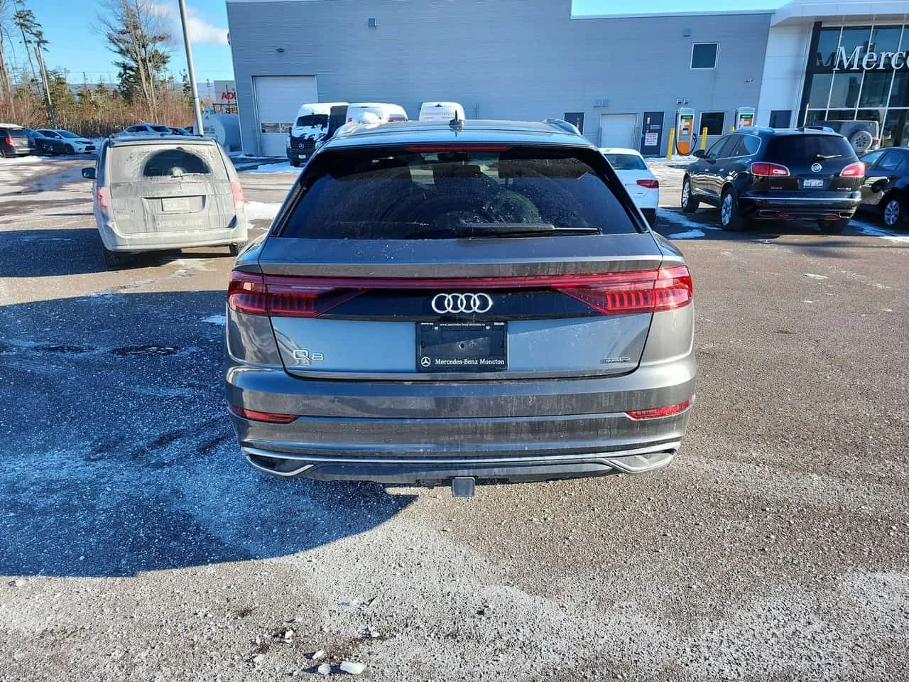 Audi Q8 Progressiv | PANO | ПОДГРЕВИ | KEYLESS | CARFAX - изображение 4