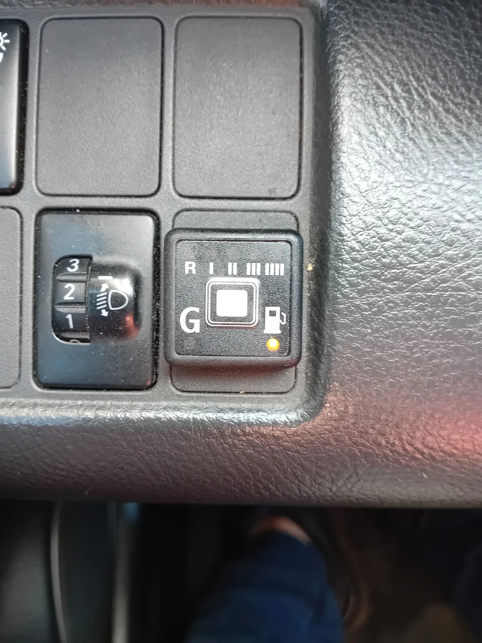Toyota Rav4 2.0 4&4 ГАЗ!, снимка 15 - Автомобили и джипове - 54399528