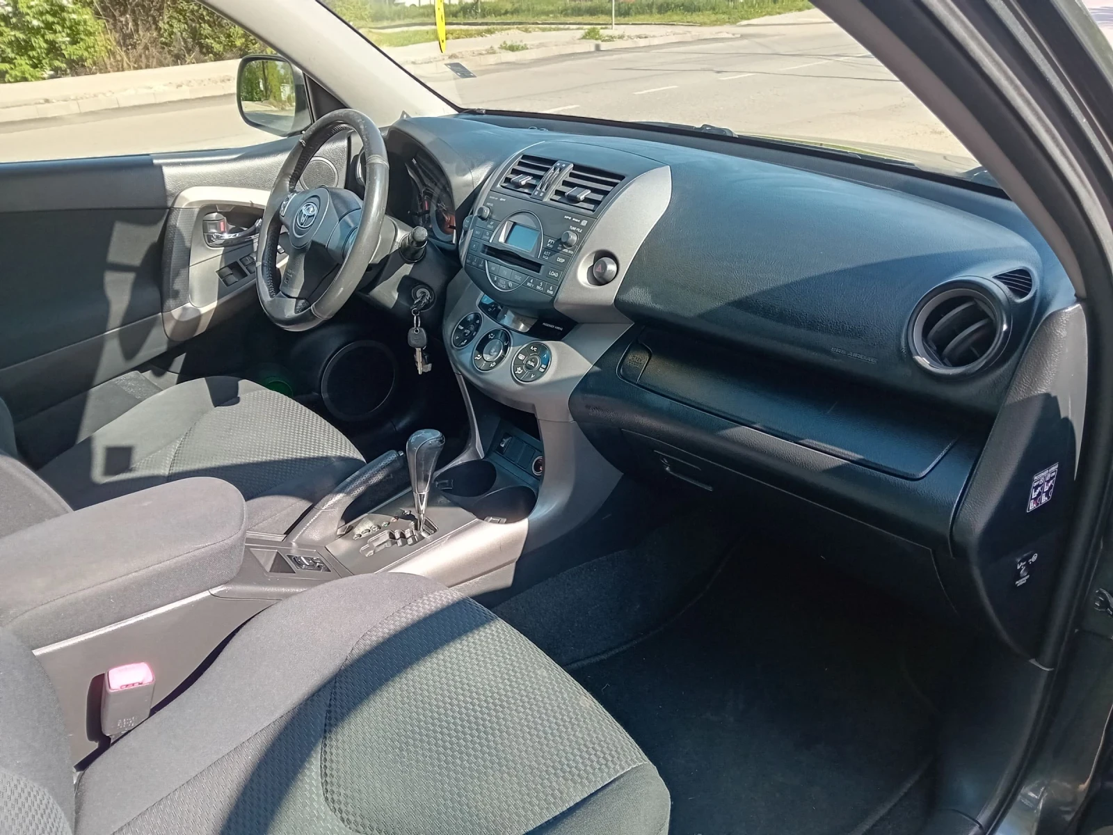 Toyota Rav4 2.0 4&4 ГАЗ!, снимка 8 - Автомобили и джипове - 54399528