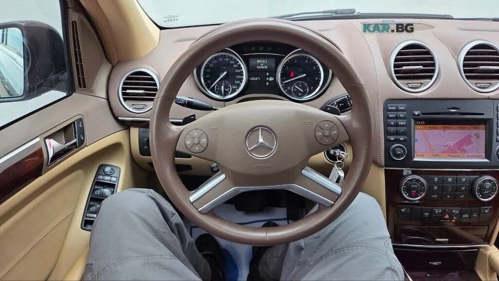 Mercedes-Benz GL 450 * 4MATIC * АвтоКредит* (ЦЕНА ДО БГ), снимка 15 - Автомобили и джипове - 54749893