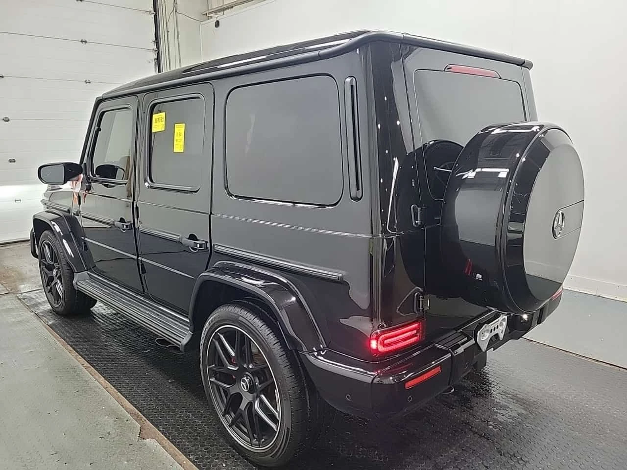 Mercedes-Benz G 63 AMG * CARFAX * BRABUS PACK * БЕЗ ИНЦИДЕНТИ * , снимка 2 - Автомобили и джипове - 55044788