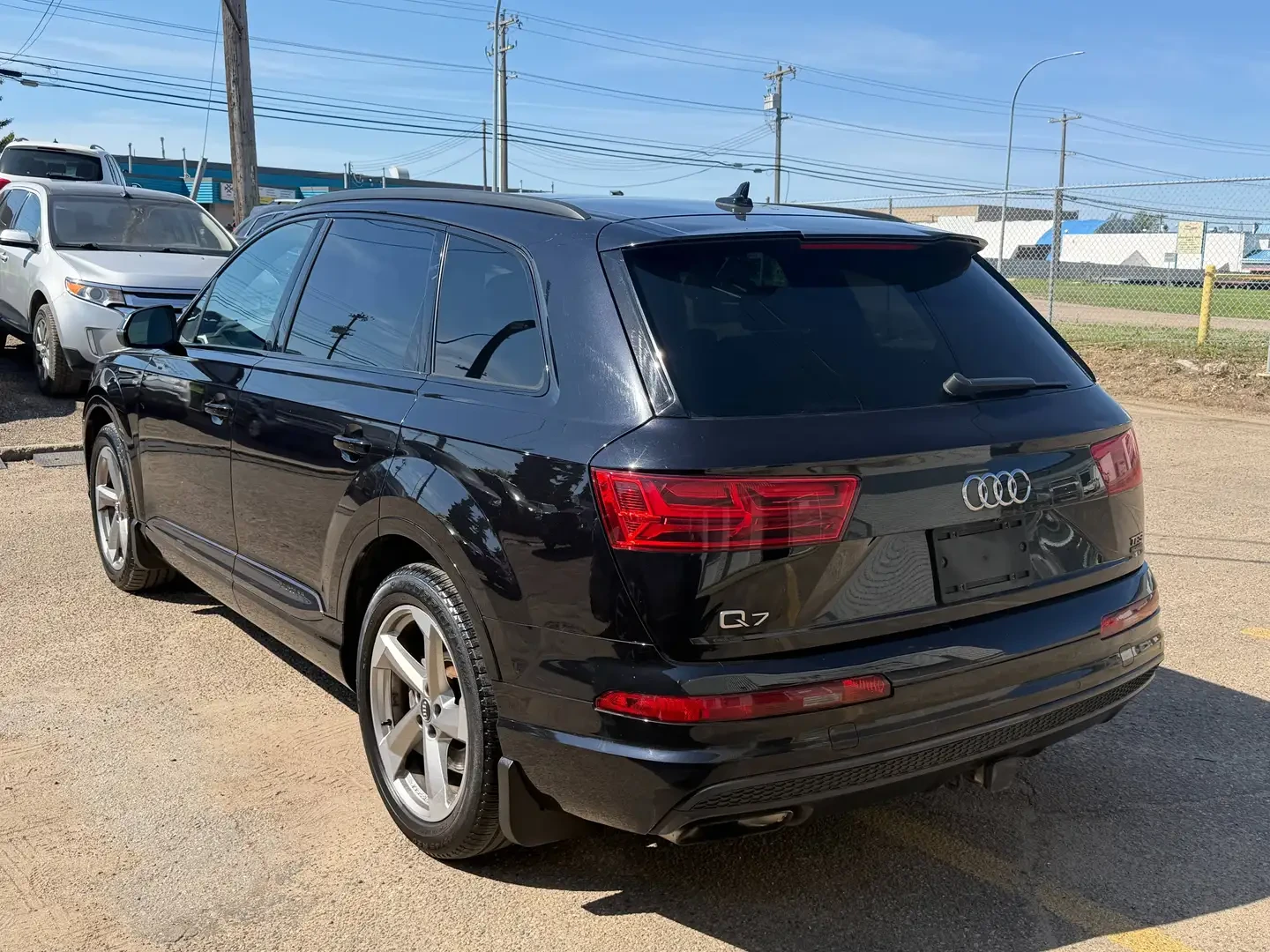 Audi Q7 3.0T* MATRIX* BOSE* ОБДУХВАНЕ* ДИГИТАЛНО* ТАБЛО* , снимка 4 - Автомобили и джипове - 55450443