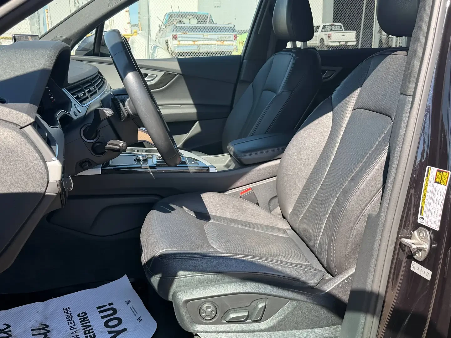 Audi Q7 3.0T* MATRIX* BOSE* ОБДУХВАНЕ* ДИГИТАЛНО* ТАБЛО* , снимка 12 - Автомобили и джипове - 55450443