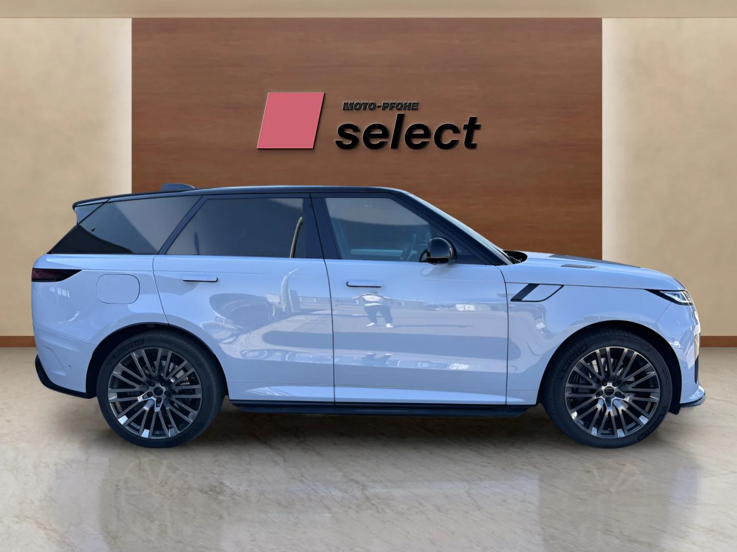 Land Rover Range Rover Sport 4.4, снимка 4 - Автомобили и джипове - 55480900