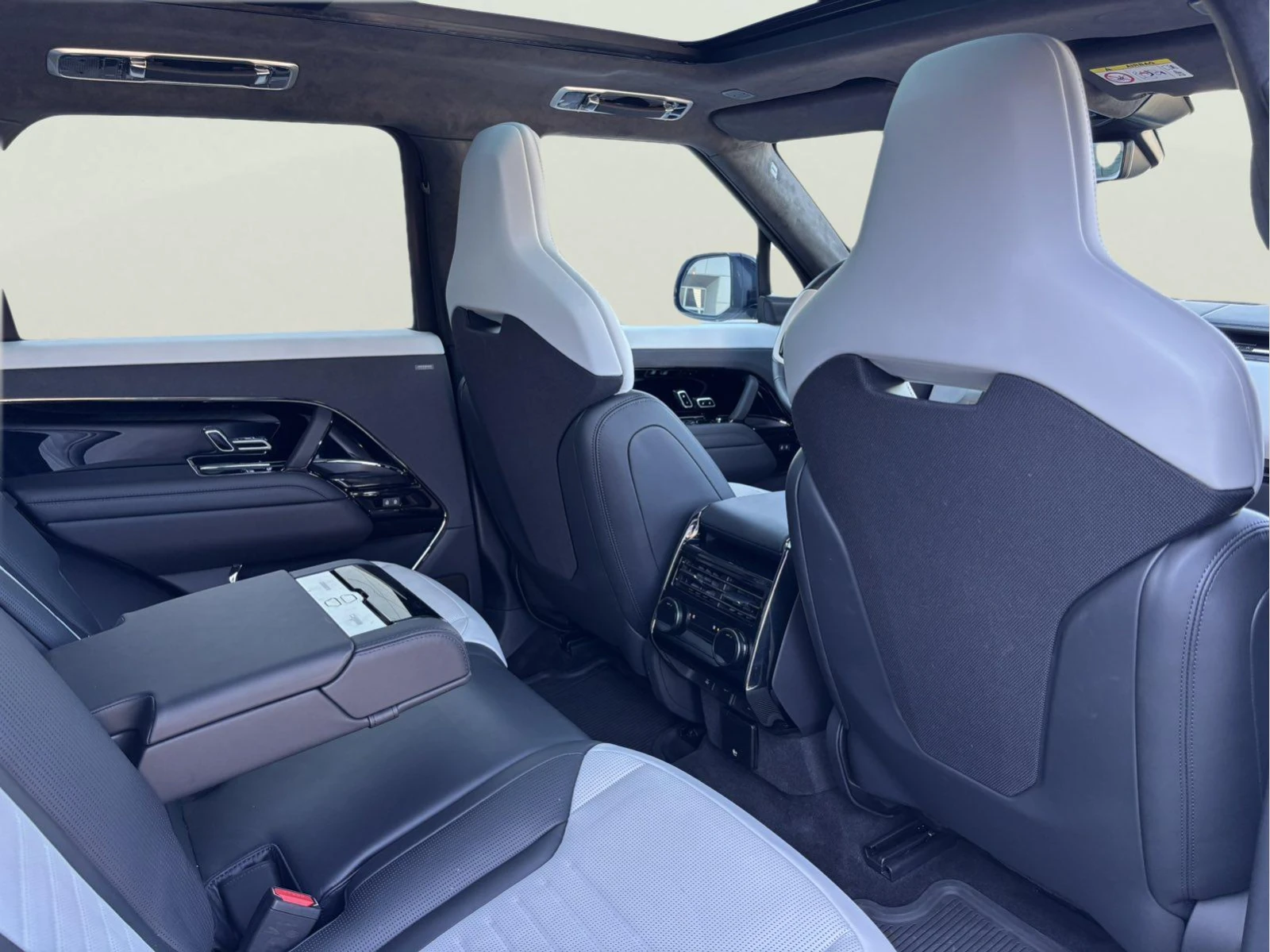 Land Rover Range Rover Sport 4.4, снимка 10 - Автомобили и джипове - 55480900