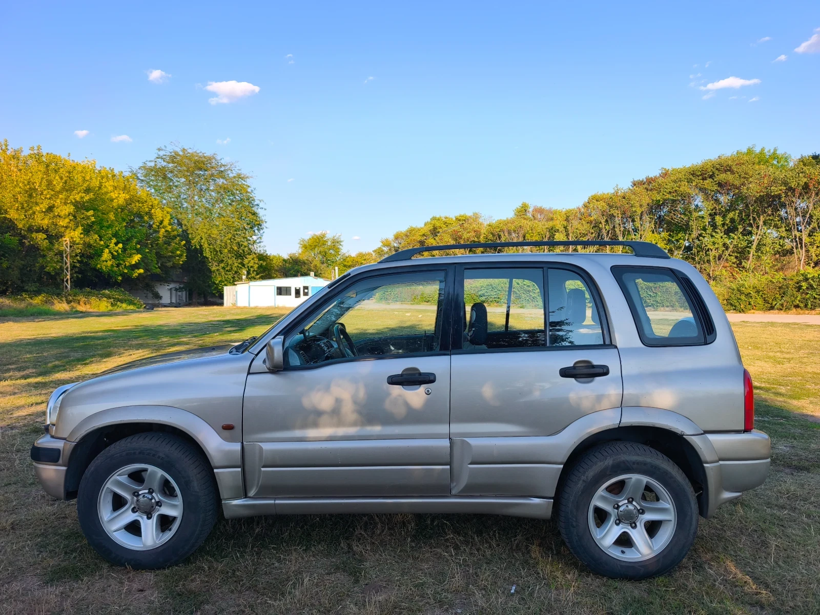 Suzuki Grand vitara, снимка 8 - Автомобили и джипове - 56153146