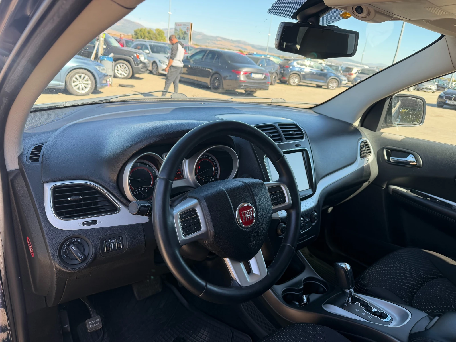 Fiat Freemont 2.0D 4WD AVTOMAT/NAVI 6+ 1 EURO 6 | Mobile.bg � ����������� 14