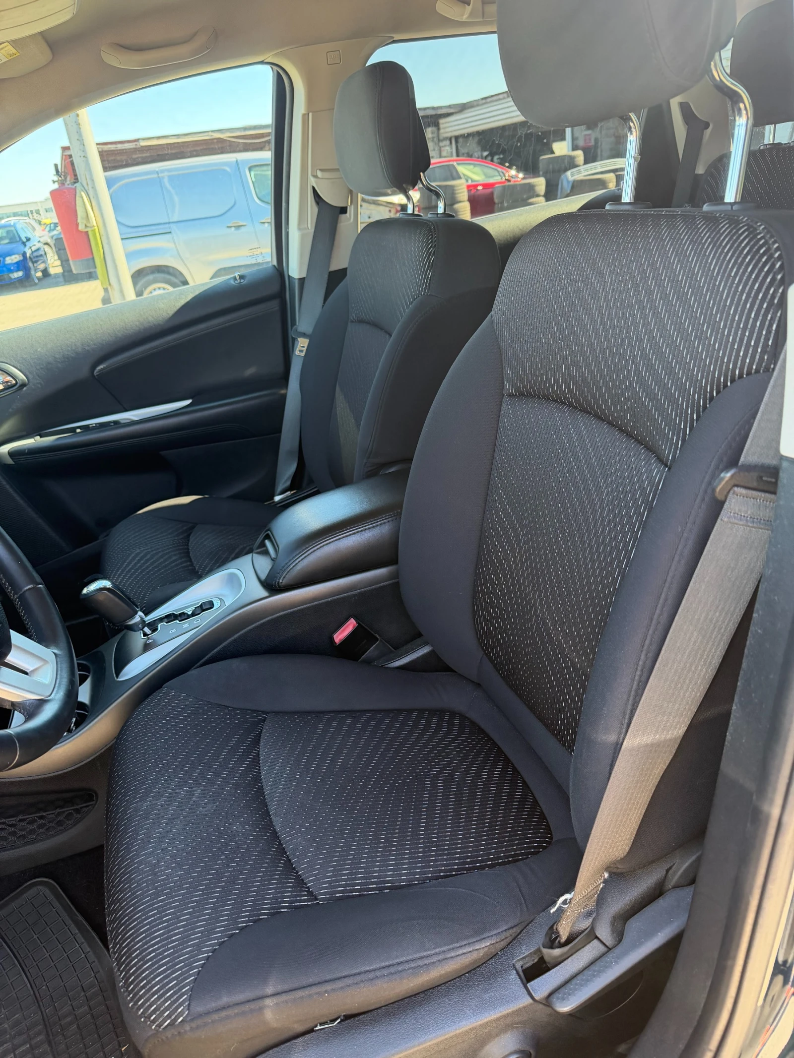 Fiat Freemont 2.0D 4WD AVTOMAT/NAVI 6+ 1 EURO 6 | Mobile.bg � ����������� 13