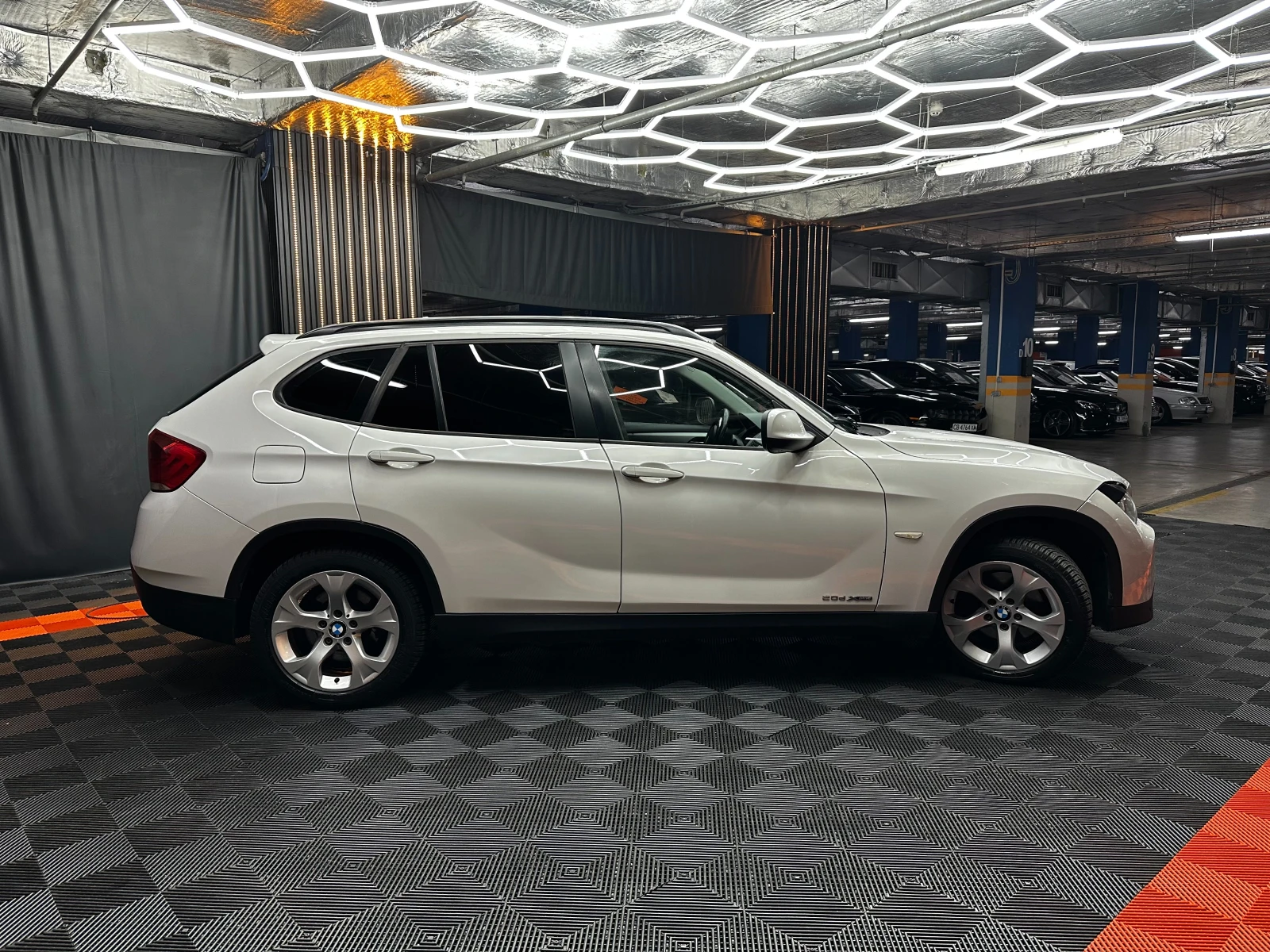 BMW X1 Facelift/XD/Кожа, снимка 4 - Автомобили и джипове - 56530135