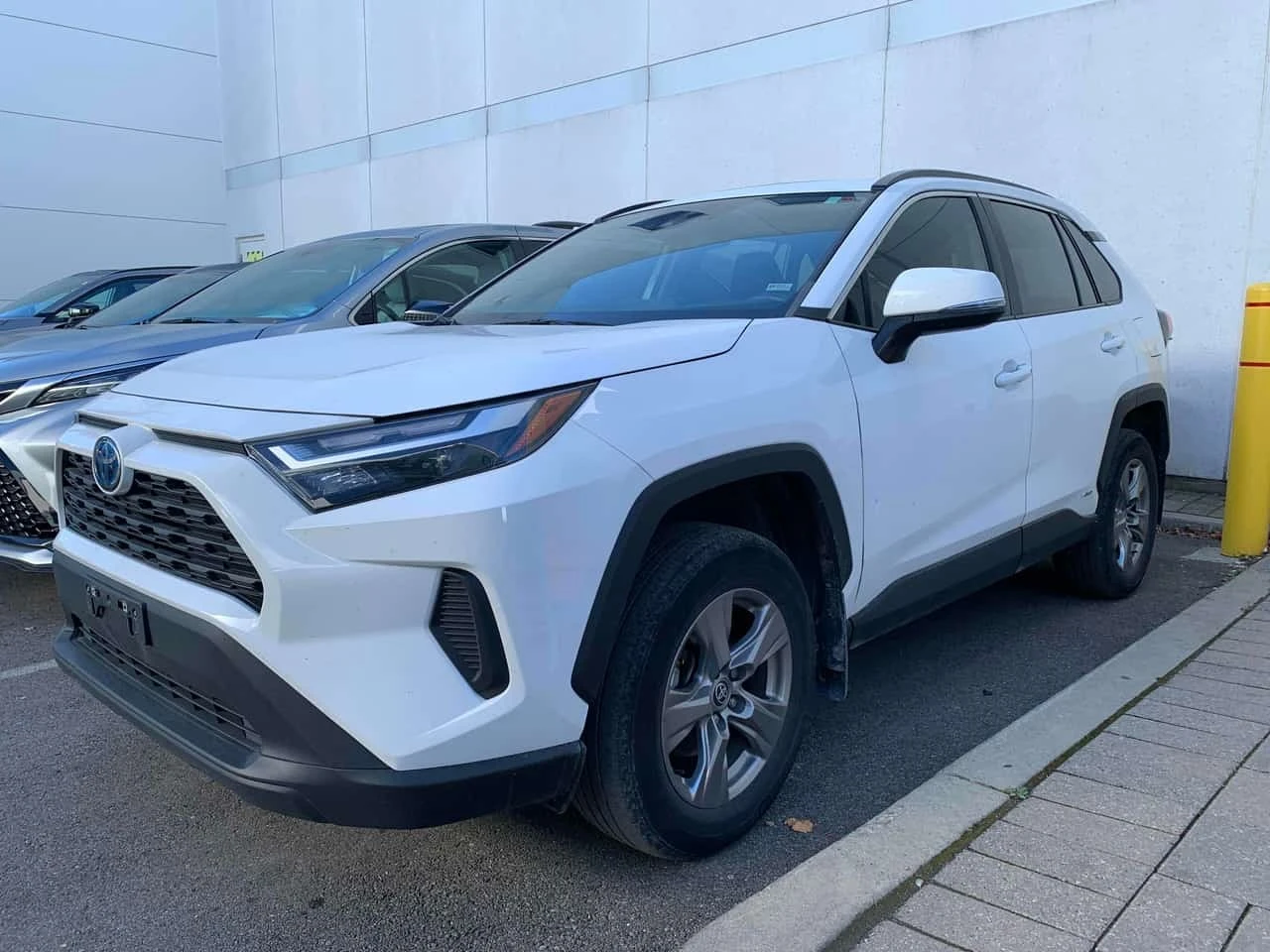 Toyota Rav4 * Hybrid XLE * CARFAX * ГЛАВНО ПРЕДСТАВИТЕЛСТВО * 