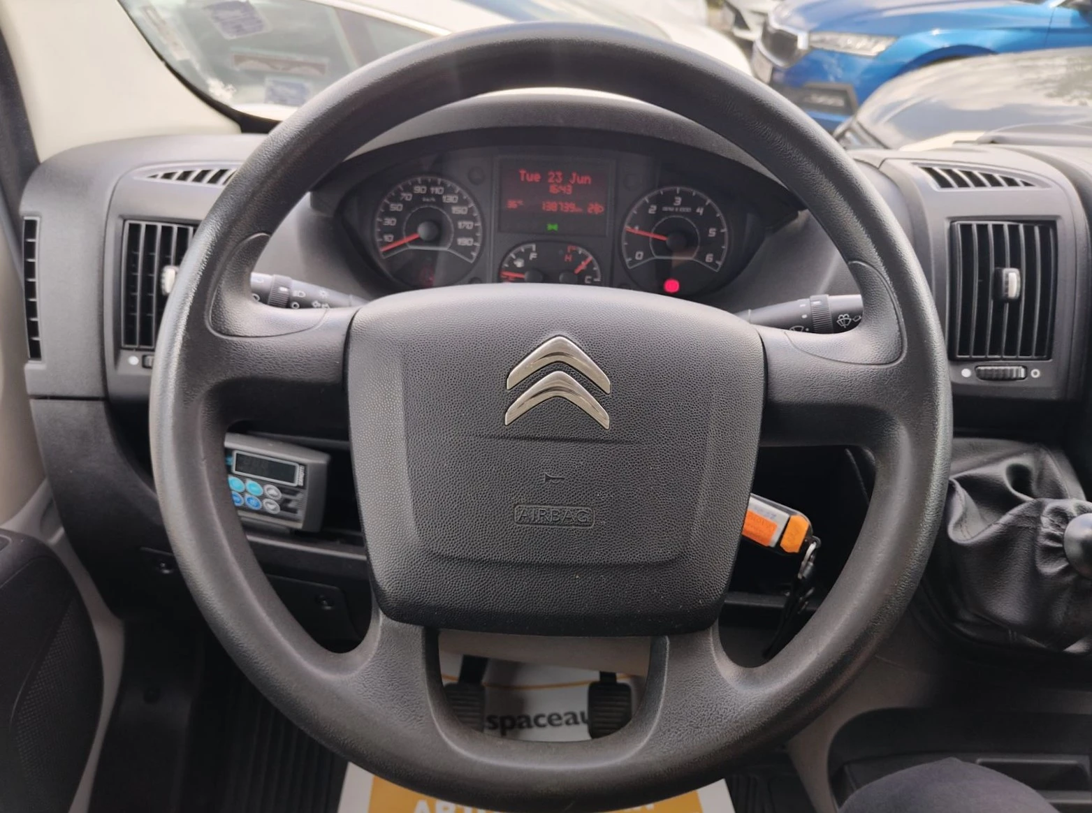Citroen Jumper 2.2/140к.с./BlueHDI/L3H2/ХЛАДИЛЕН, снимка 9 - Бусове и автобуси - 55013348