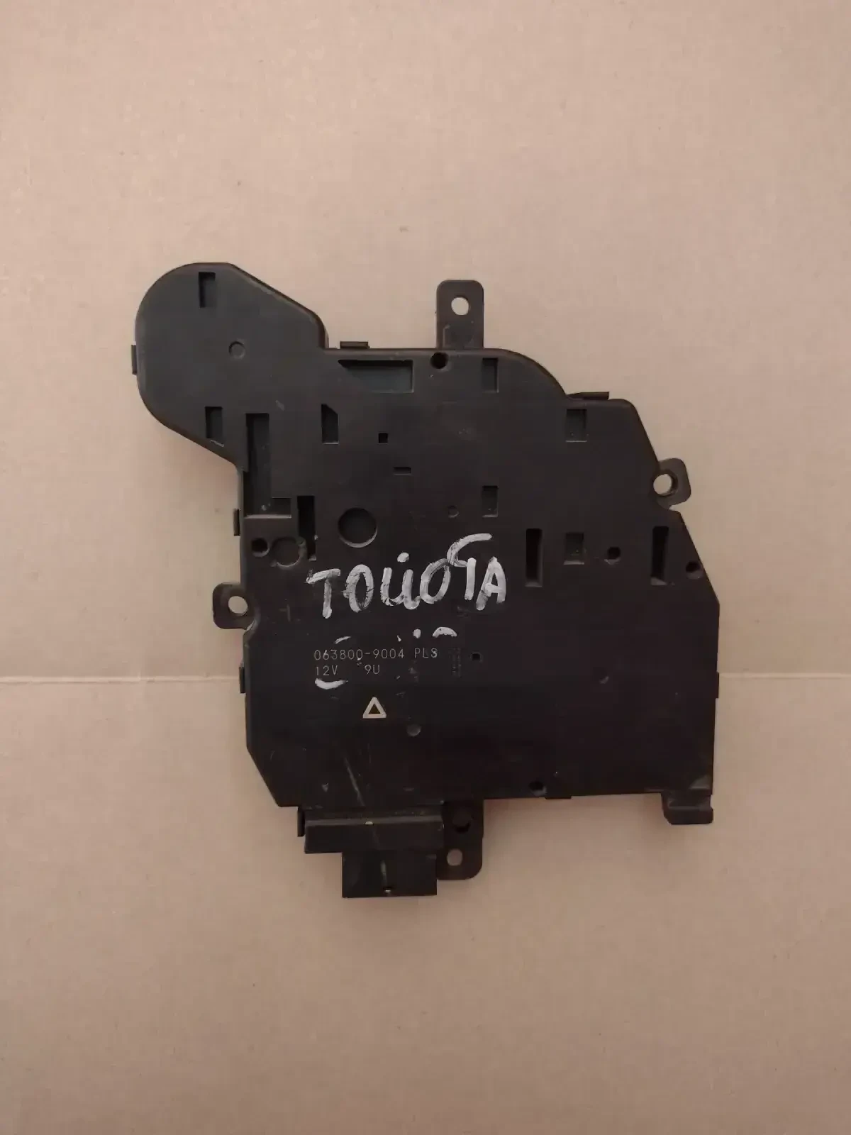 063800-9004  ������� �� ���������� ����� �� ��������� TOYOTA C-HR  0638009004 | Mobile.bg � ����������� 1