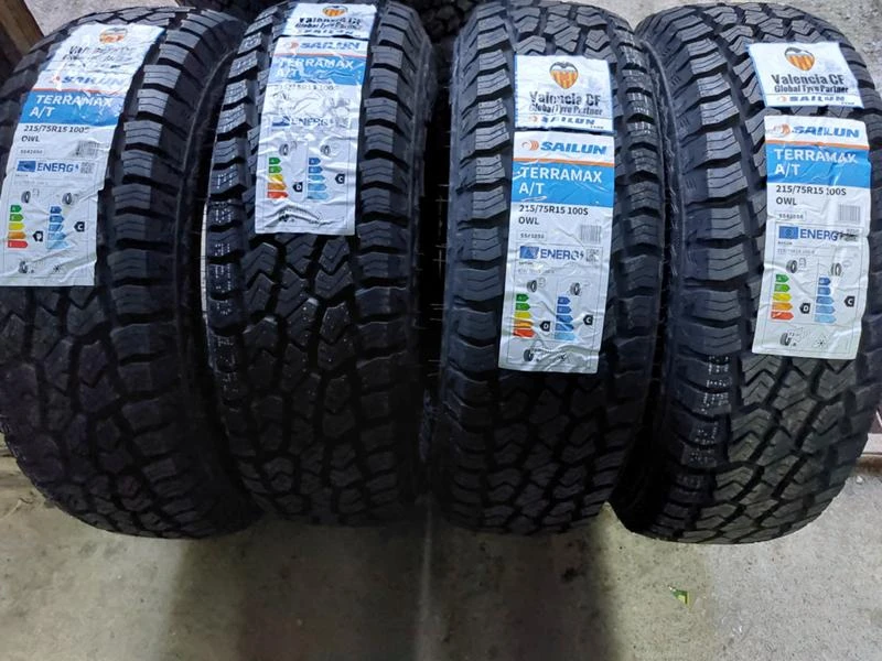 Гуми Всесезонни 215/75R15, снимка 1 - Гуми и джанти - 35994416