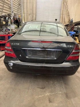 Mercedes-Benz E 270, снимка 8