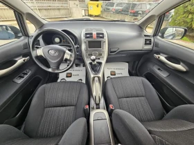 Toyota Auris 2.0 D-4D/126 к.с./НАВИГАЦИЯ/KEYLESS GO, снимка 9