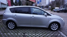 Toyota Corolla verso 2.2 D4D Facelift, снимка 3