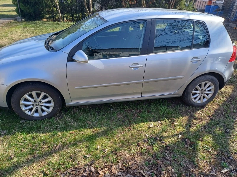 VW Golf, снимка 6 - Автомобили и джипове - 47335005