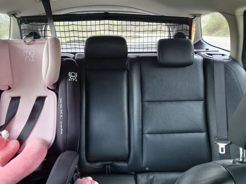 Honda Accord 2.2 i-Dtec, снимка 8 - Автомобили и джипове - 49849492