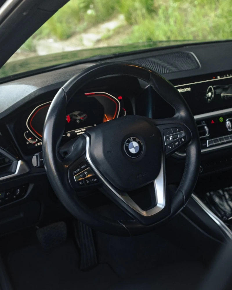 BMW 330 3.0i X-drive /258к.с/98хил.км/DIGITAL/LED, снимка 13 - Автомобили и джипове - 50722687