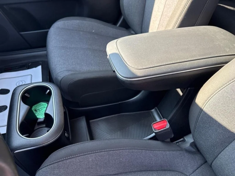 Hyundai Ioniq 5 LONG RANGE * * CARFAX * * АВТО КРЕДИТ * * , снимка 16 - Автомобили и джипове - 52641531