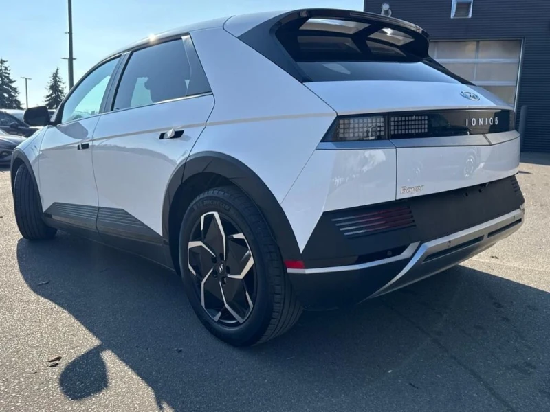 Hyundai Ioniq 5 LONG RANGE * * CARFAX * * АВТО КРЕДИТ * * , снимка 5 - Автомобили и джипове - 52641531