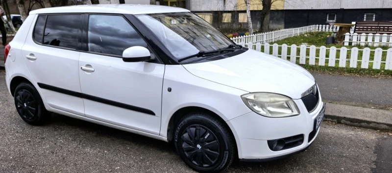 Skoda Fabia, снимка 4 - Автомобили и джипове - 53019929
