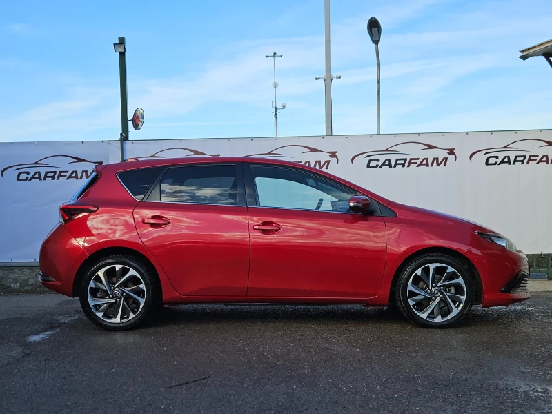 Toyota Auris 1.8I-Hybrid/136к.с/EDITION/LED/NAVI/БЛУТУТ/EURO 6, снимка 2 - Автомобили и джипове - 53111316