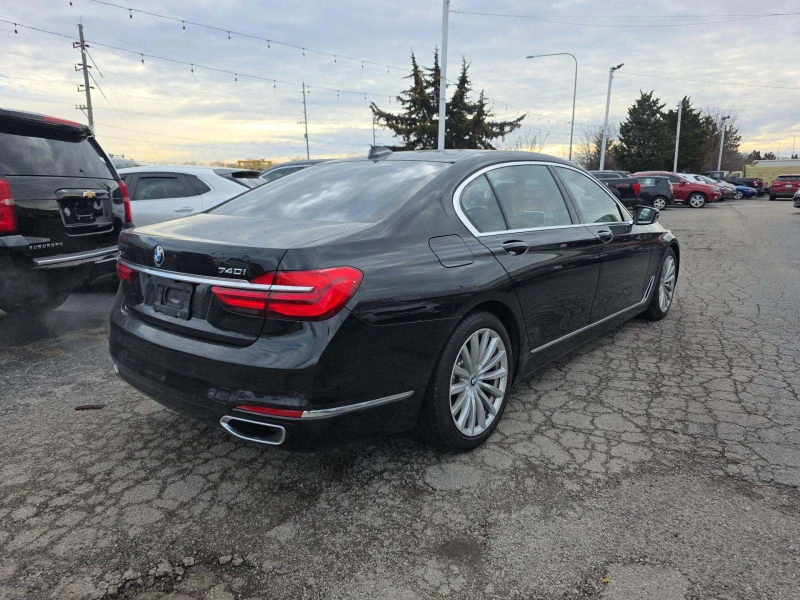BMW 740 xDrive, снимка 4 - Автомобили и джипове - 53178746
