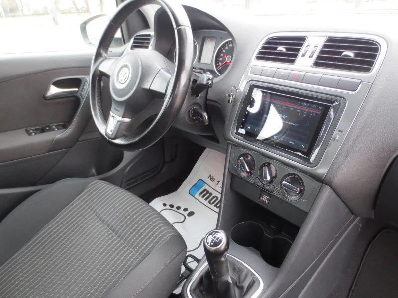 VW Polo 1.4 i * ГАЗ* , снимка 16 - Автомобили и джипове - 53291972