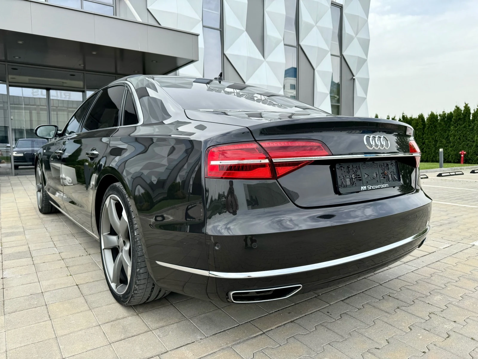 Audi A8 4.2TDI-EXCLUSIVE-BUSINESS-MASSAGE-HEADUP-360-КАМ- - изображение 7