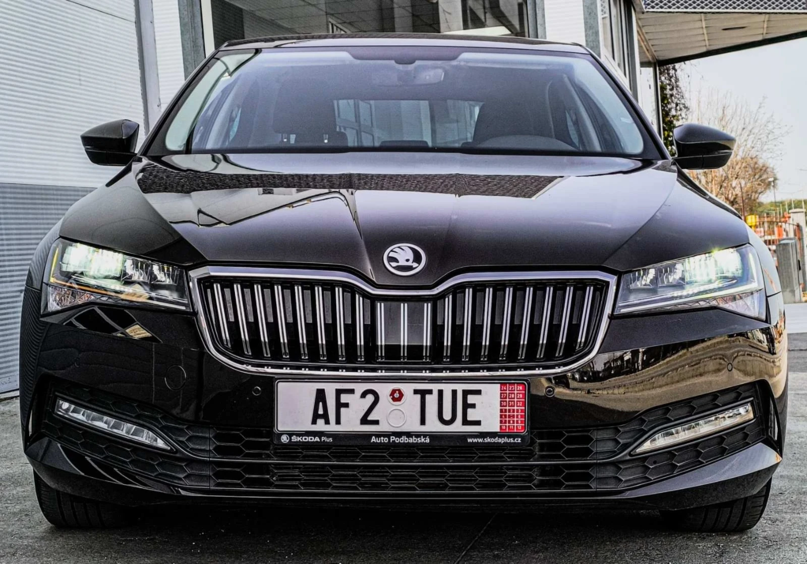 Skoda Superb 2.0 TDI/DSG | Mobile.bg — изображение 1