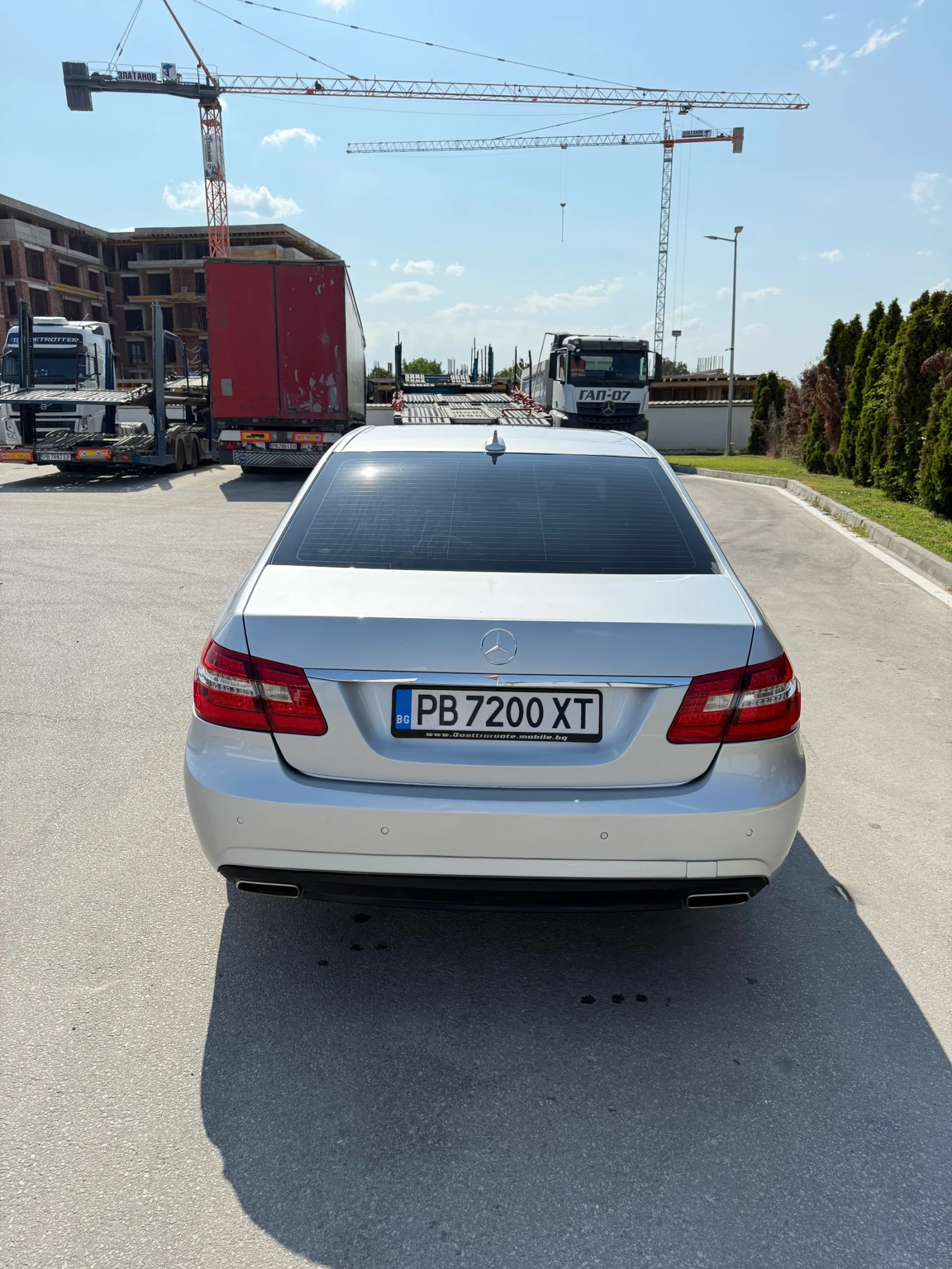 Mercedes-Benz E 220  - изображение 3