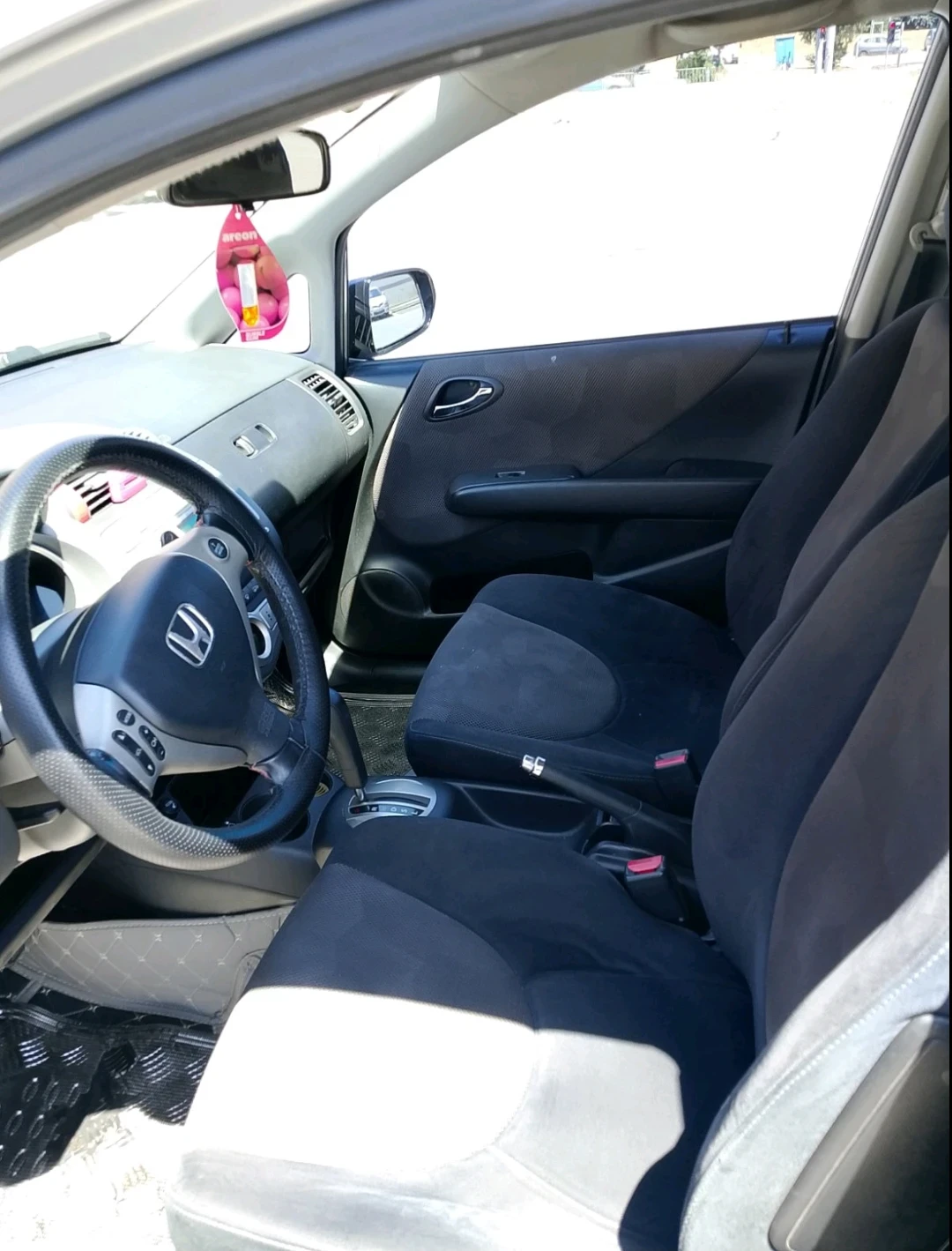 Honda Jazz  - изображение 9