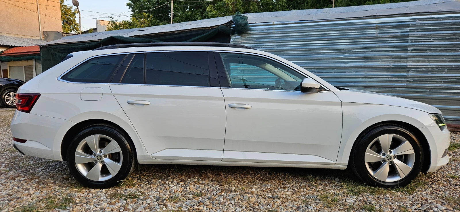 Skoda Superb 2, 0TDi-150кс* 2016г* ЕВРО6Б* LED* НОВ* ТОП*  - изображение 4