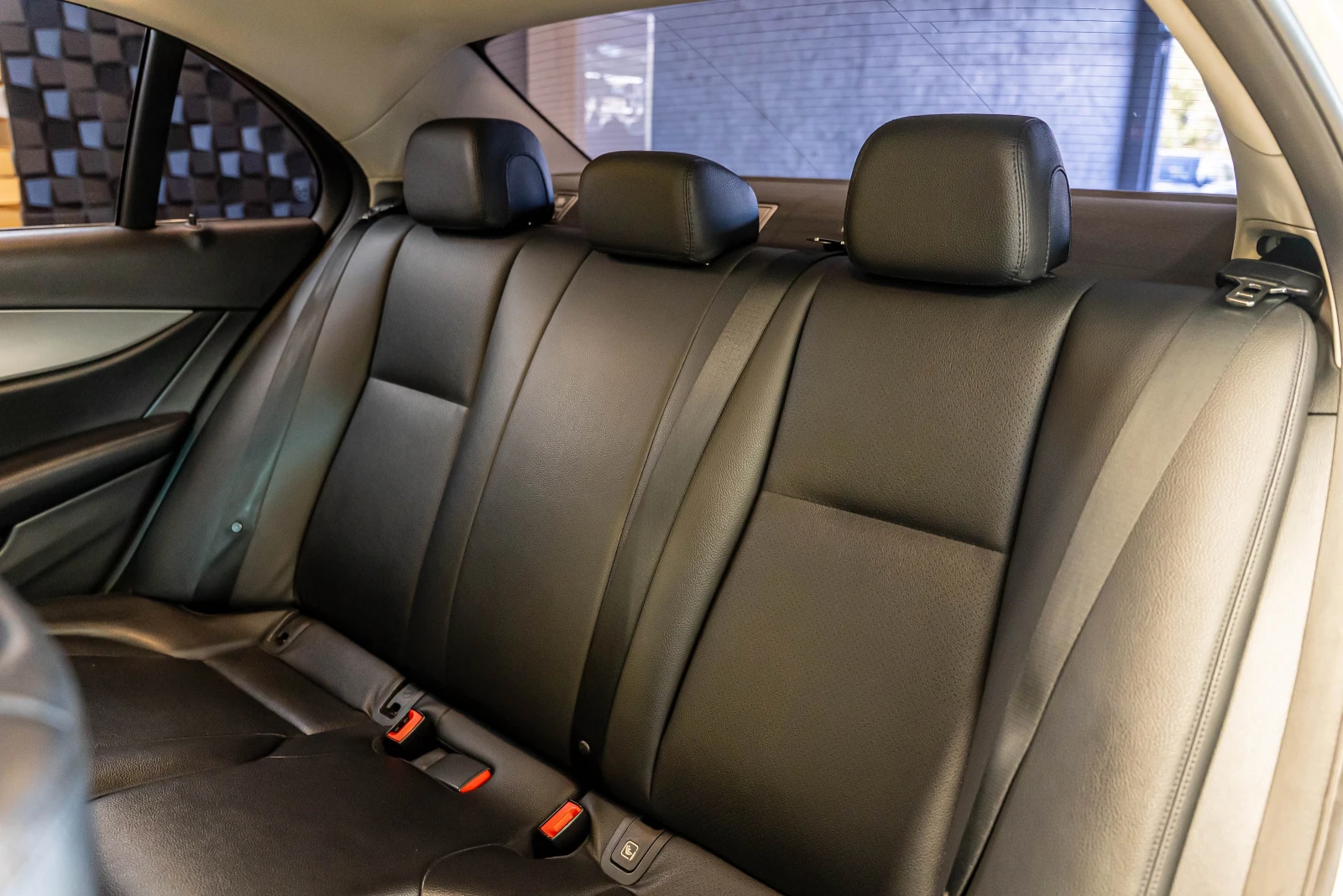 Mercedes-Benz E 200  TAXI | Mobile.bg — изображение 16