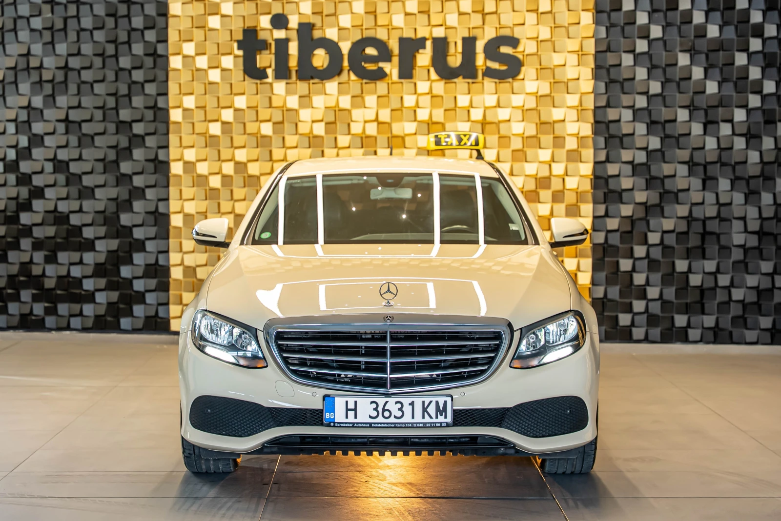 Mercedes-Benz E 200  TAXI - изображение 3