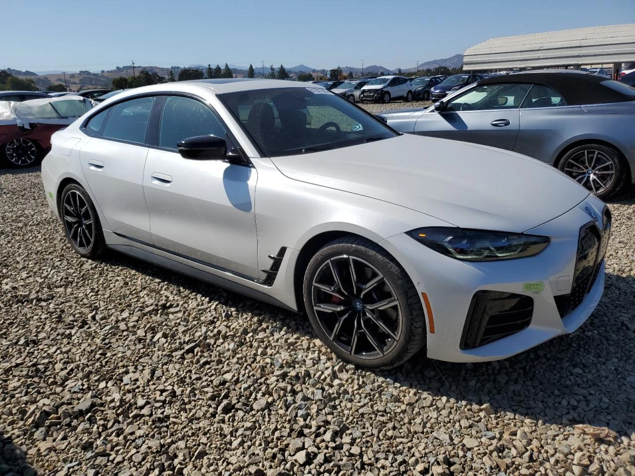 BMW i4 EDRIVE 40 - изображение 3