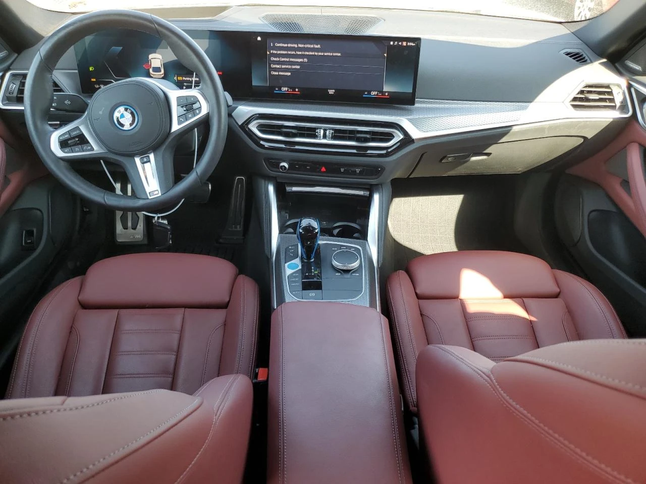 BMW i4 EDRIVE 40 - изображение 9