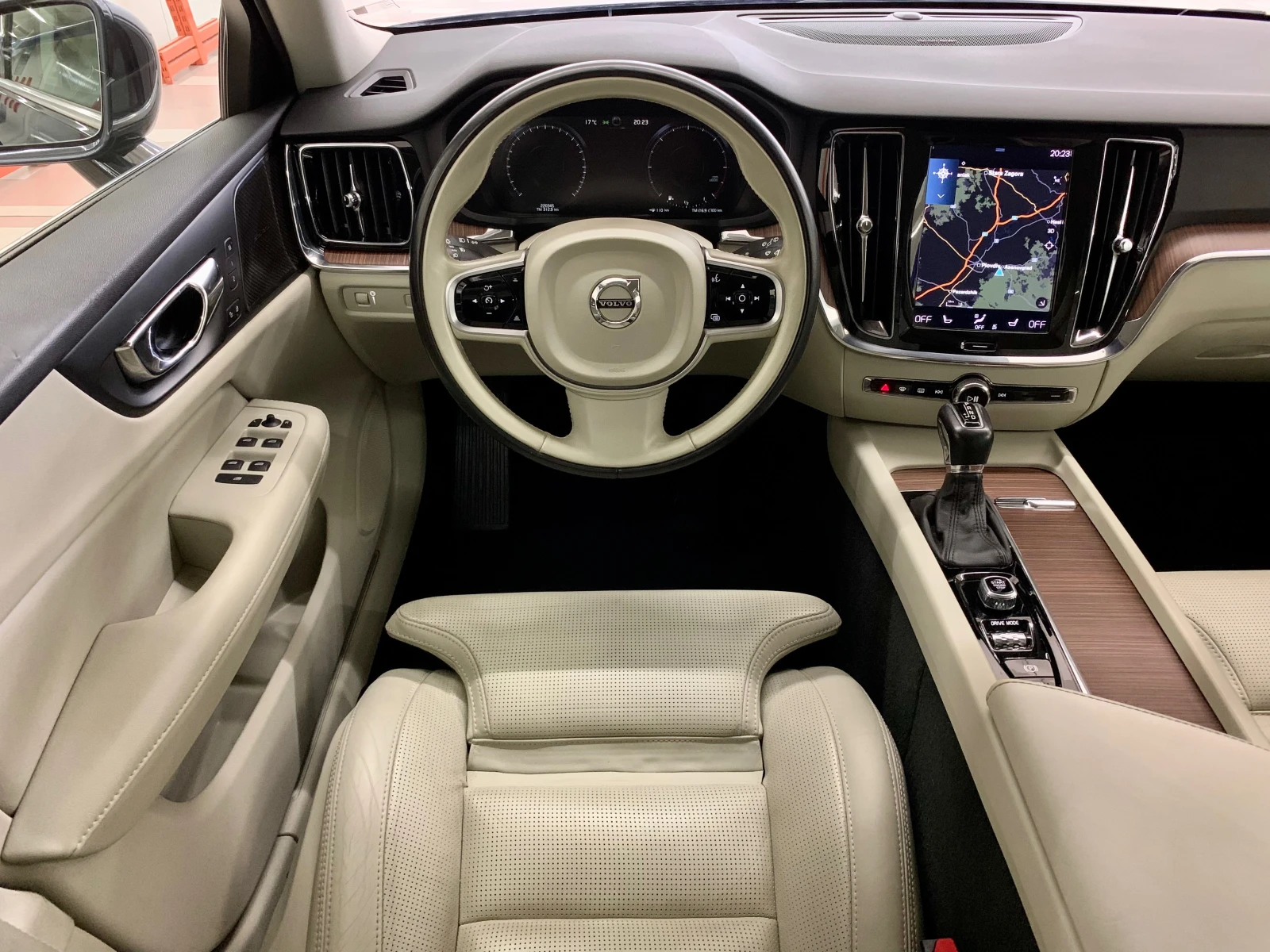 Volvo V60 D4 190hp * OBDUH* PODGREV* harman* MEMORY* BlindSp - изображение 10