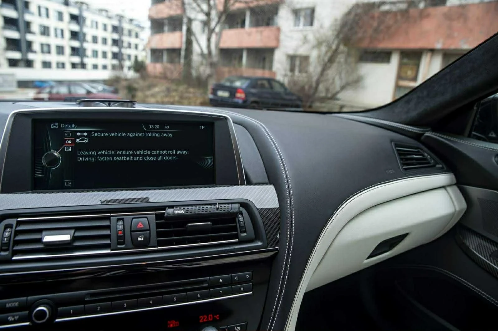 BMW M6 Carbon Ceramic akrapovic - изображение 10