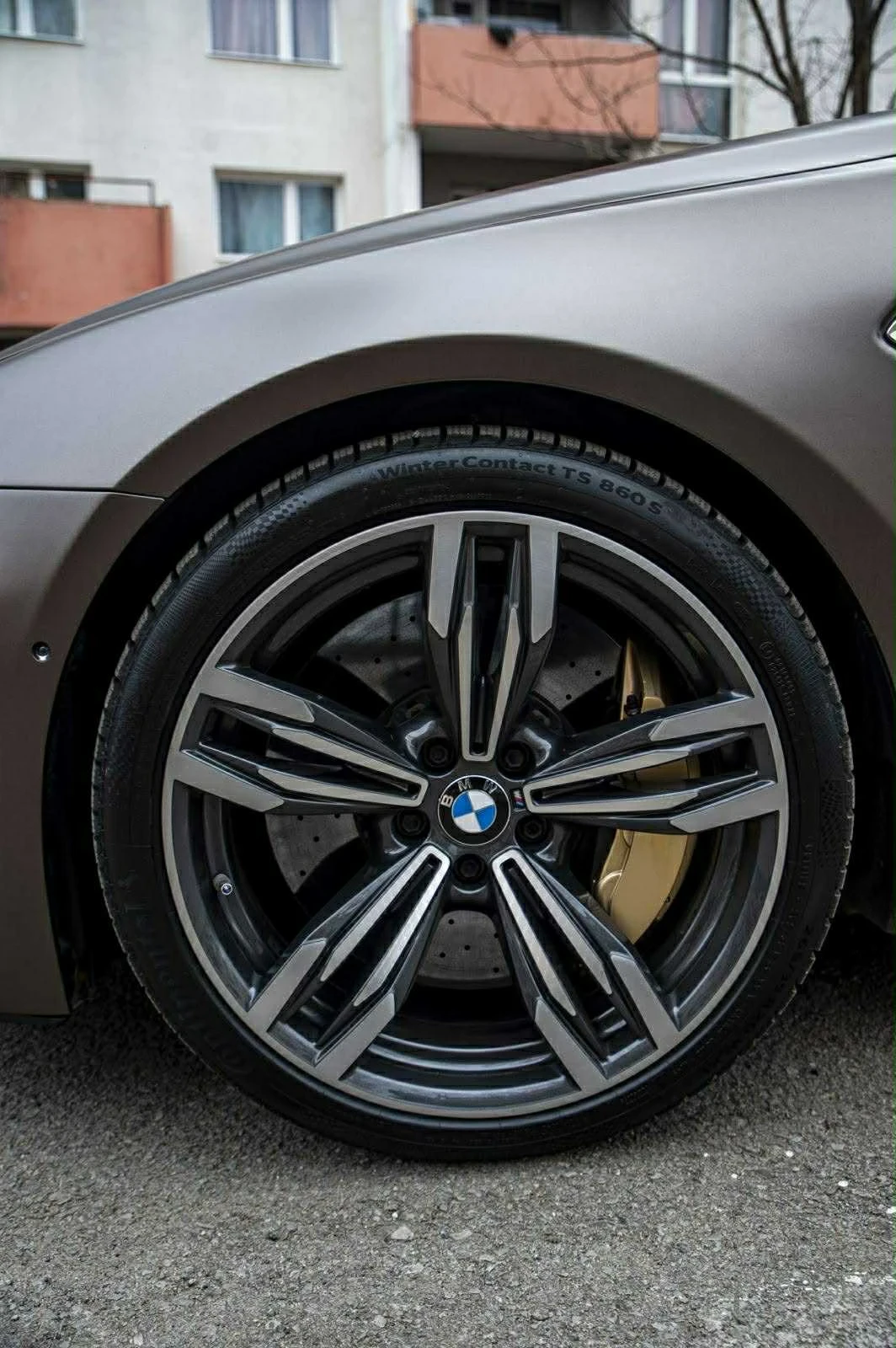 BMW M6 Carbon Ceramic akrapovic - изображение 5