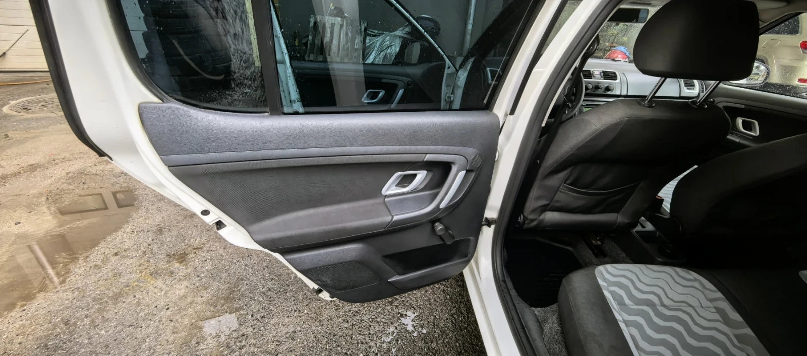 Skoda Fabia | Mobile.bg � ����������� 14