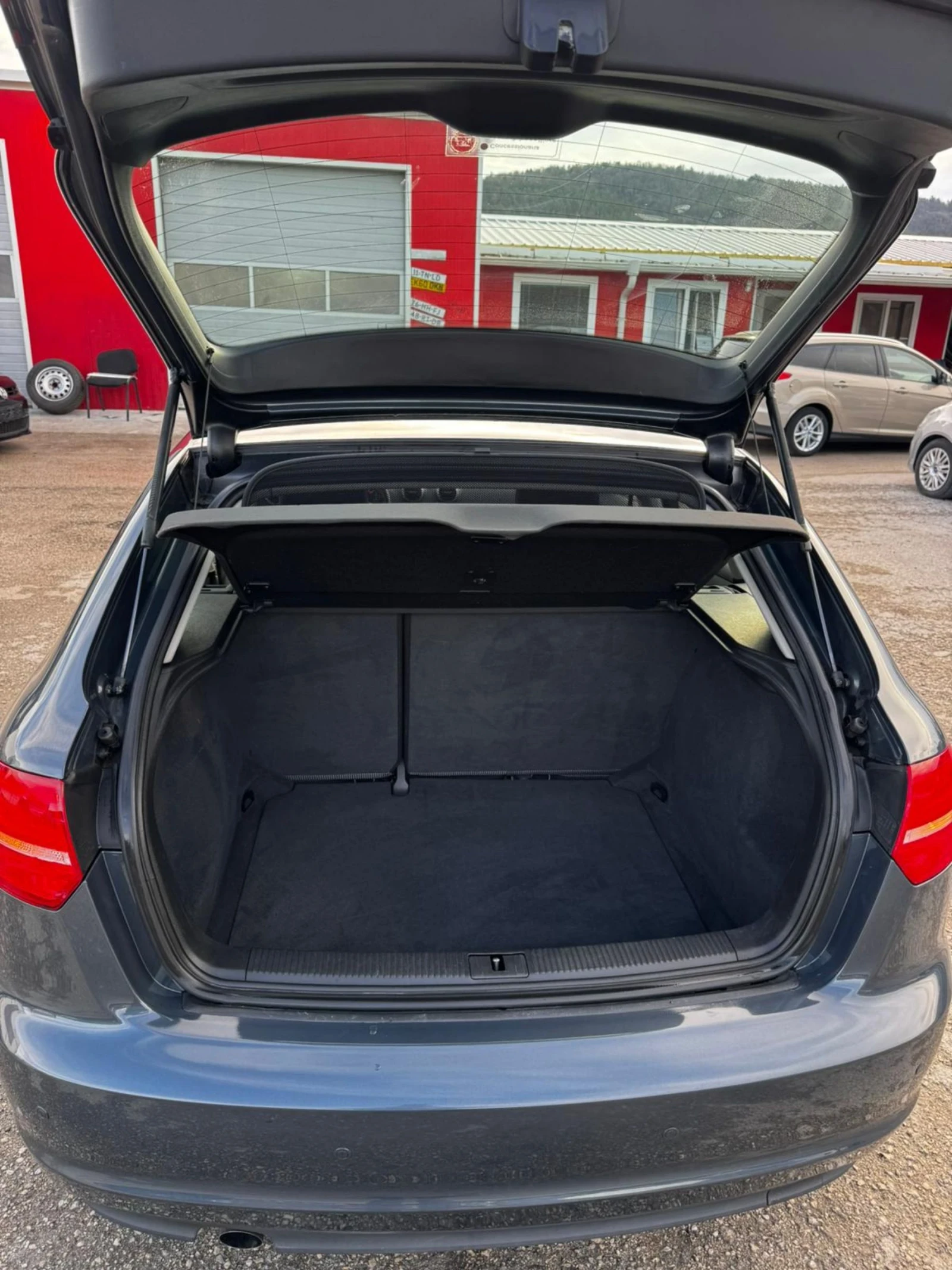 Audi A3 1.6 TDI, АВТОПИЛОТ, КЛИМАТРОНИК, FACELIFT  - изображение 4