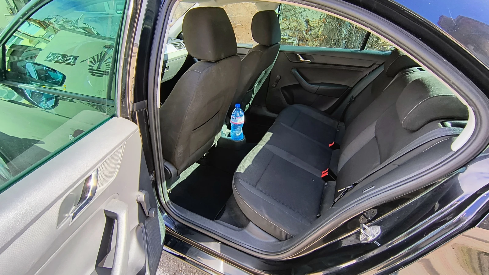 Skoda Rapid 1.4TSI 7DSG, снимка 9 - Автомобили и джипове - 53818703