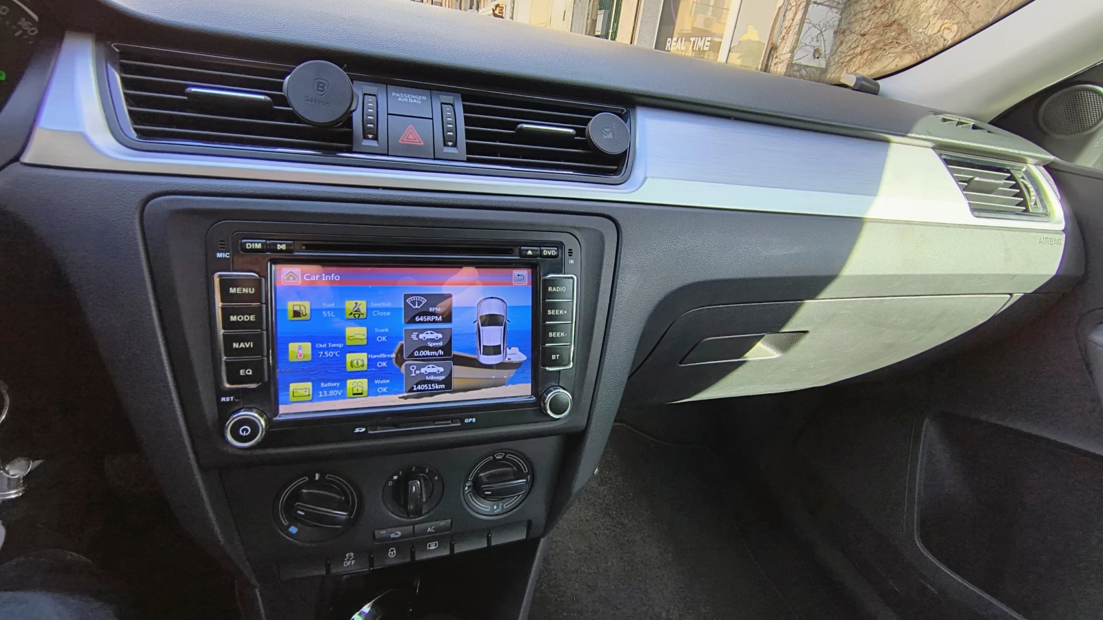 Skoda Rapid 1.4TSI 7DSG, снимка 12 - Автомобили и джипове - 53818703