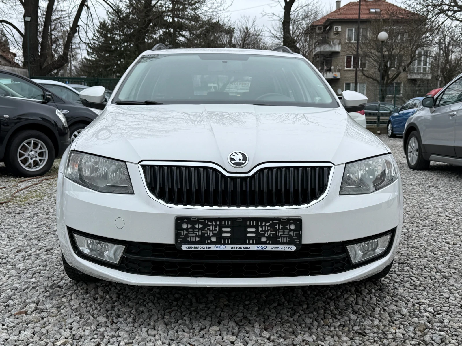 Skoda Octavia 1.6TDI Ambition 110к.с. - СУПЕР СЪСТОЯНИЕ! EURO6b, снимка 2 - Автомобили и джипове - 54028976