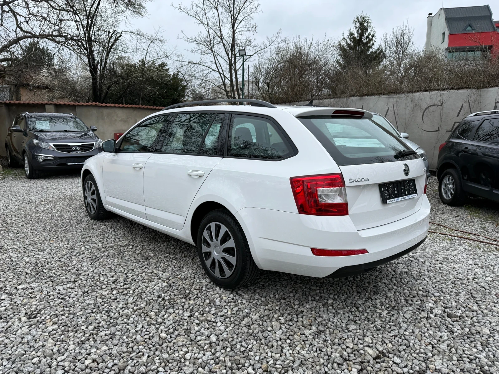 Skoda Octavia 1.6TDI Ambition 110к.с. - СУПЕР СЪСТОЯНИЕ! EURO6b, снимка 6 - Автомобили и джипове - 54028976